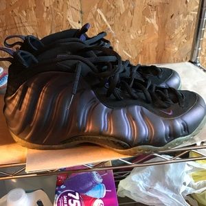 MEN'S NIKE AIR FOAMPOSITE ONE BASKETBALL SHOES